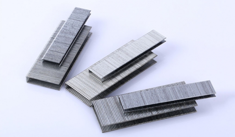 气动 N 型钉：适配多场景的工业与家装利器